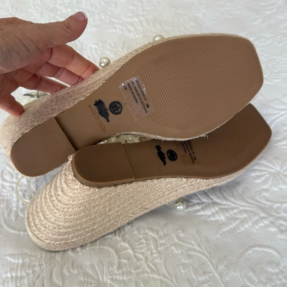 Steve Madden Pearl Embellished Wedges - Cream size 11